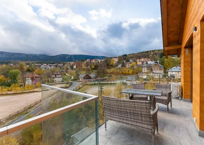 Apartament Widokowe Marzenie - blisko stoku, parking podziemny Karpacz